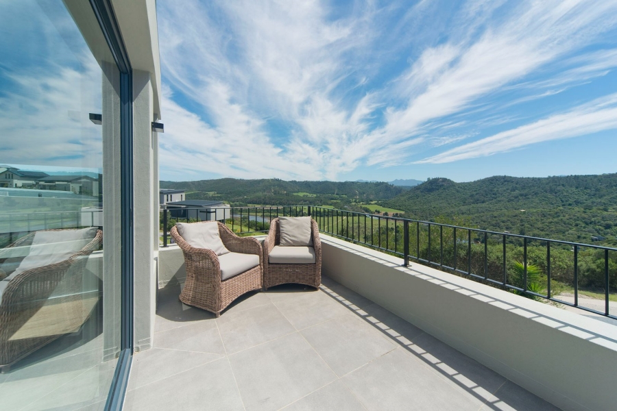 4 Bedroom Property for Sale in Simola Western Cape